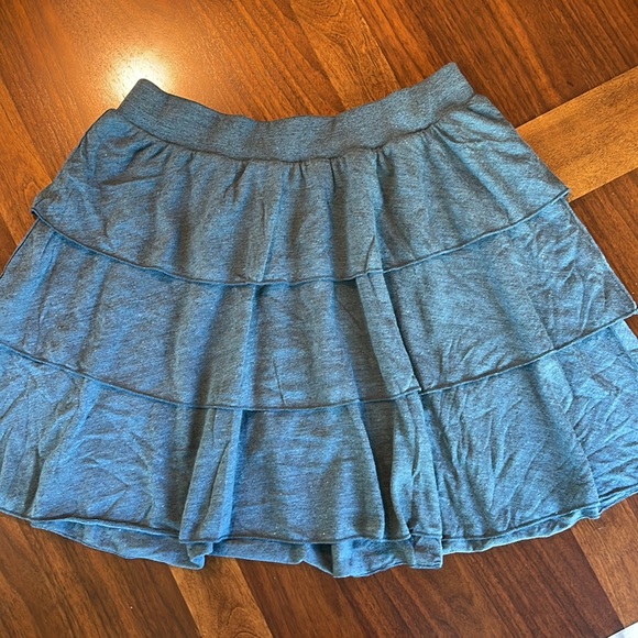 NWT CHASER BLUE-GREEN TIERED MINI SKIRT - SO CUTE! - Picture 1 of 10